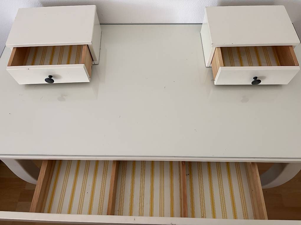 Ikea Tavoli da trucco: Makeup table – Usato da Zürich venduto da dem_7nxr 4