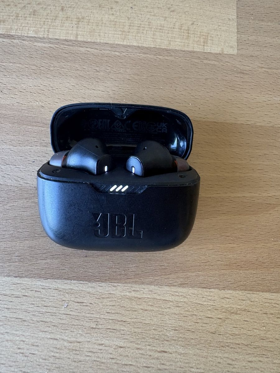JBL Cuffie: JBL TUNE230NC Kopfhörer  – Usato da Wädenswil venduto da HaLu_12 1