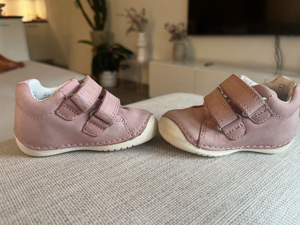 Elefanten Scarpe per ragazzi: Chaussures bébé Elefanten rose, taille 18 – Usato da Hauterive NE venduto da Lipal 4