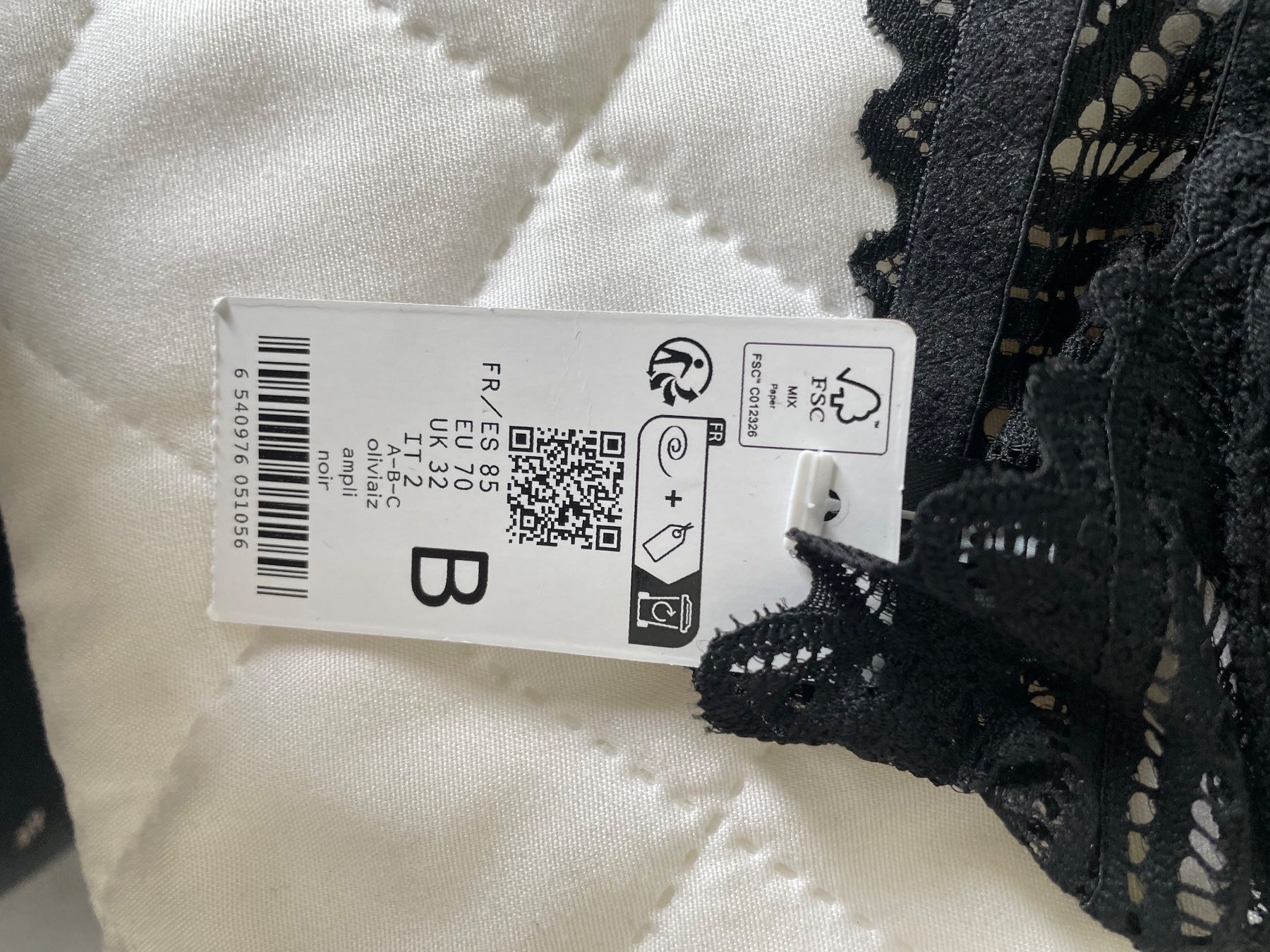 Autres dessous: NEUE BHs von UNDIZ – D'occasion à Baar par esc_7cff 4