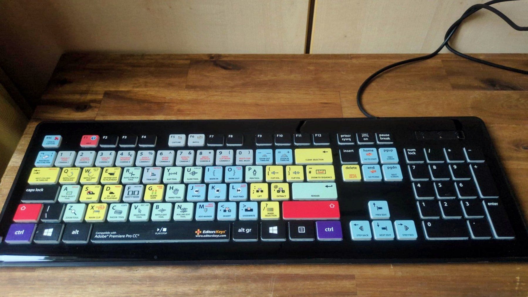 Tastiere: New EditorKeys Premiere Pro CC Backlit UK Keyboard – Nuovo (secondo la descrizione) da Langenthal venduto da YElektra 2