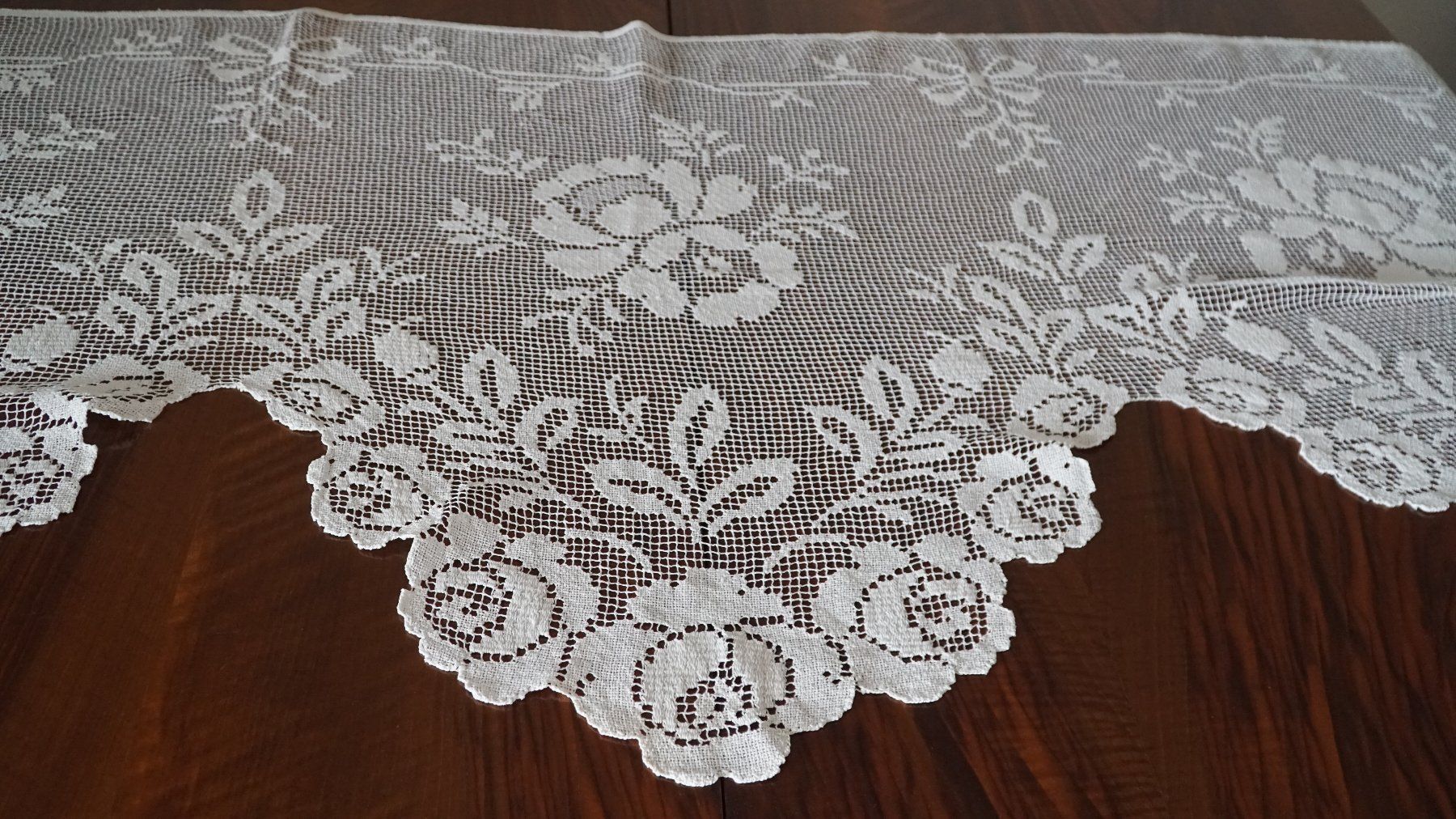 Tende: Vorhang 216x68cm Filet Handarbeit – Usato da Bern venduto da Antikbatik 4