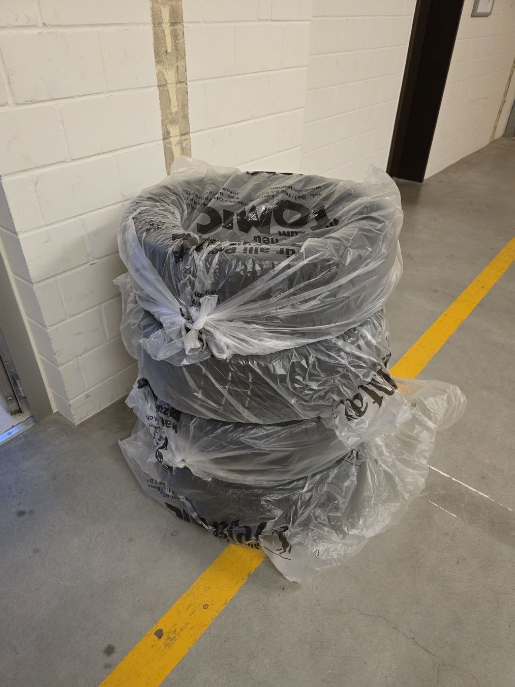 Pneumatici & Ruote complete: Sommerräder Michelin – Usato da Baar venduto da Alaa.Kabani