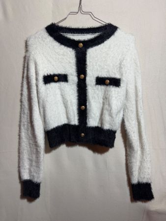 Schöner kuschliger Pullover im Jackenstil Gr. XS/S