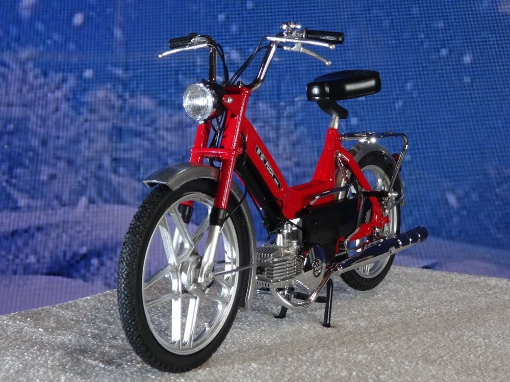 Looking for a Puch Maxi S 1:10 scale model red metallic?