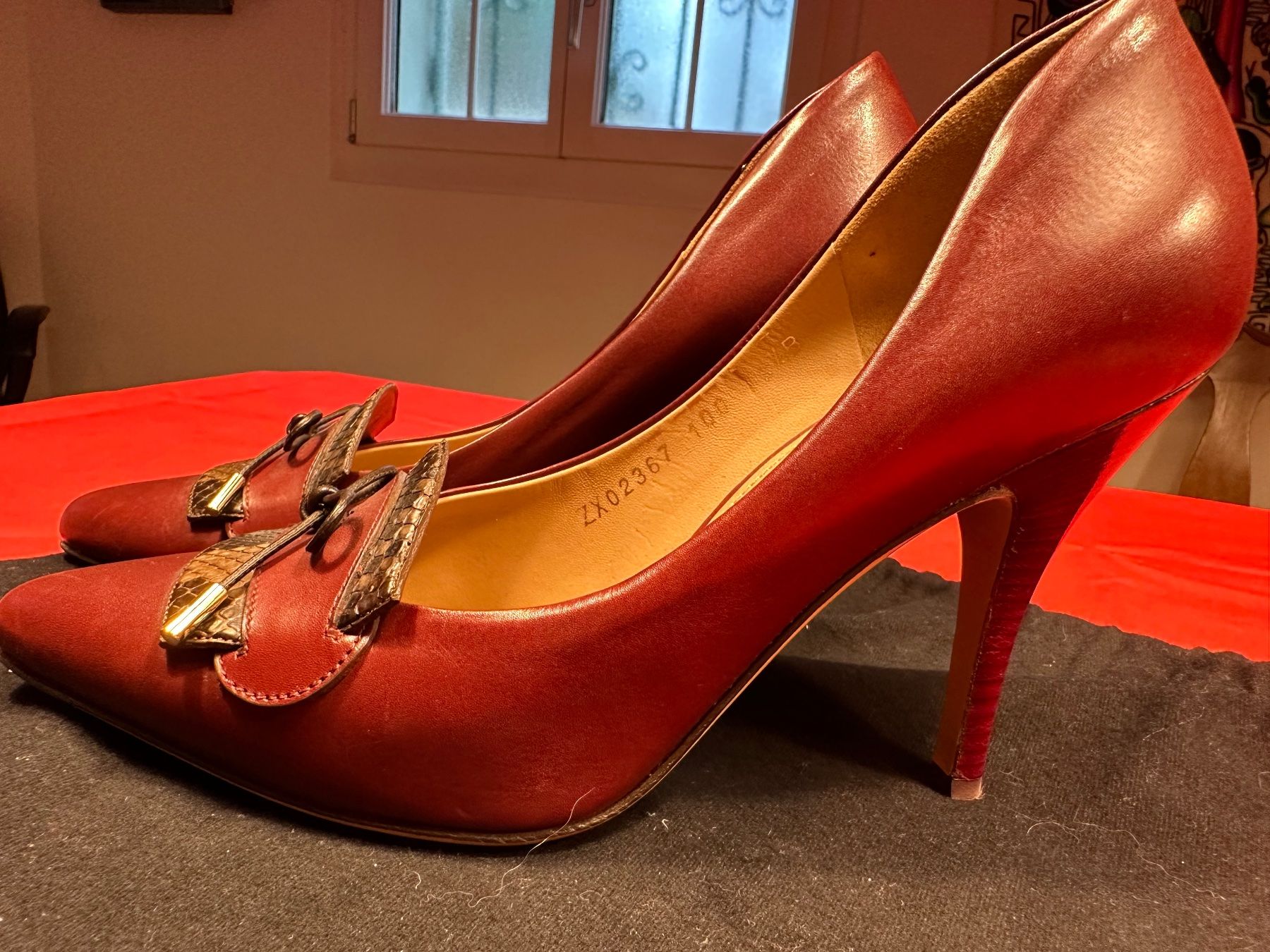 Salvatore Ferragamo Damenschuhe: Salvatore Ferragamo Pumps Grösse 39 – Gebraucht aus Freienbach von GerSe019 1