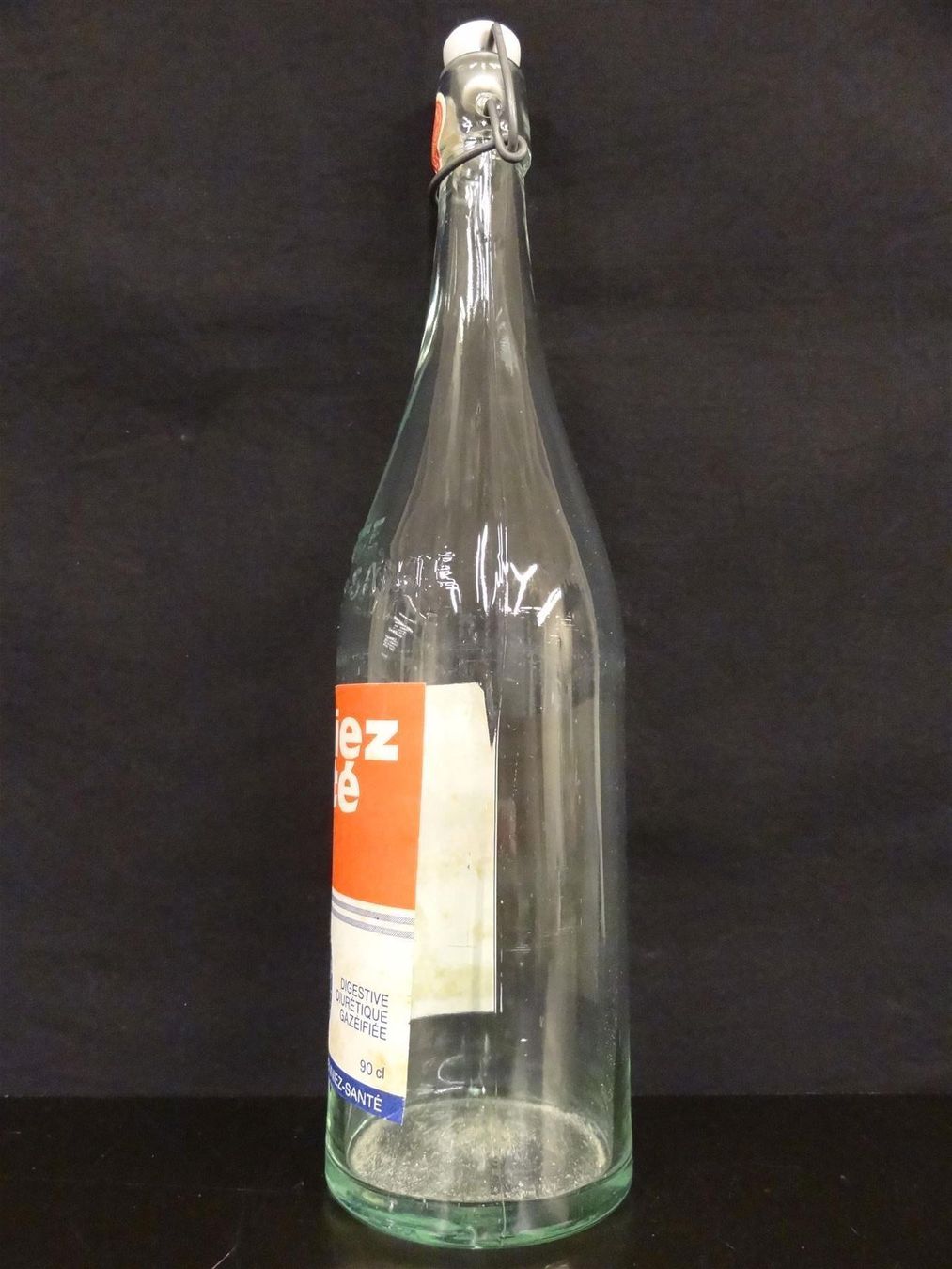Gläser, Krüge & Flaschen: alte Flasche HENNIEZ SANTÉ 1966 – Gebraucht aus Kerzers von Flaschenposten 4