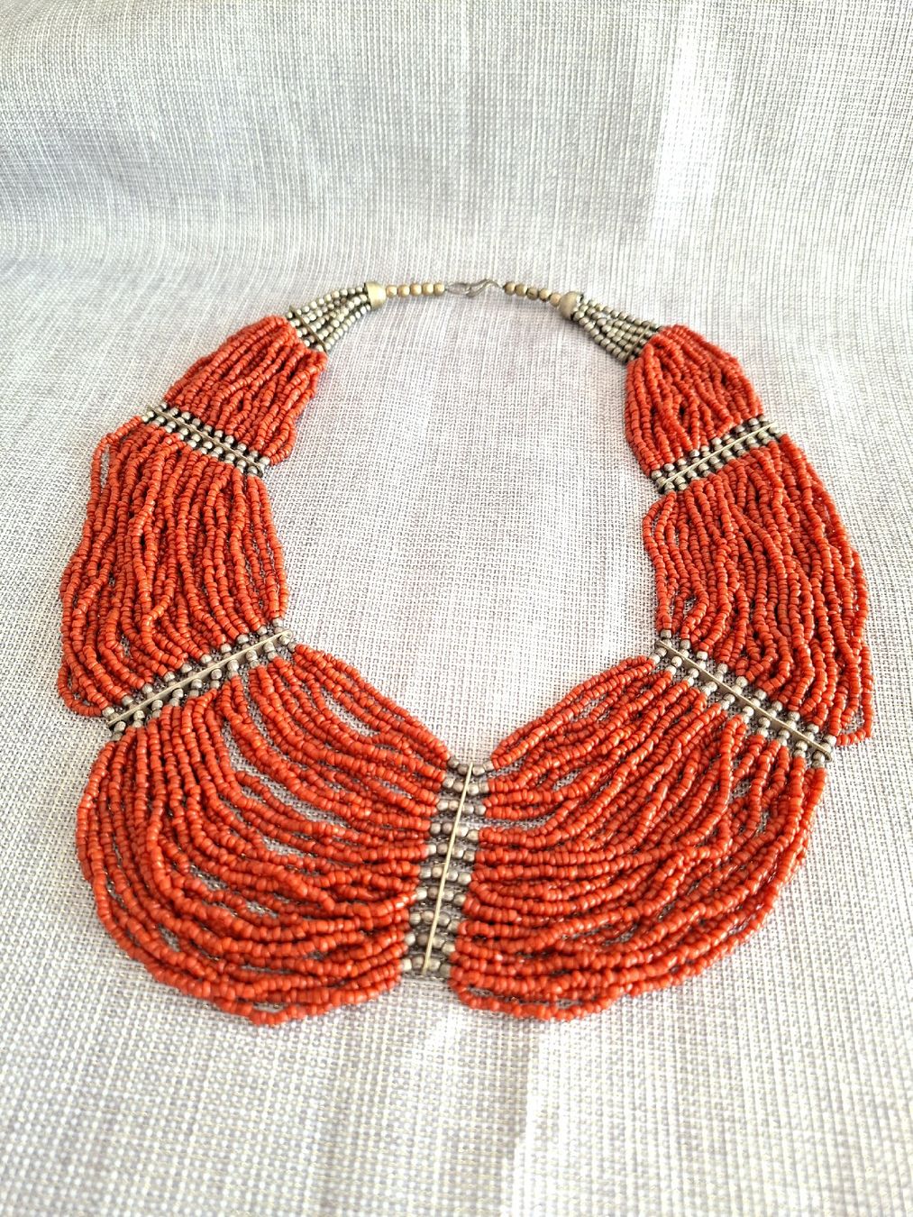 Colliers: Collier ethnique multirangs à petites perles – Neuf (Voir description) à Lutry par Sim_Sta 1