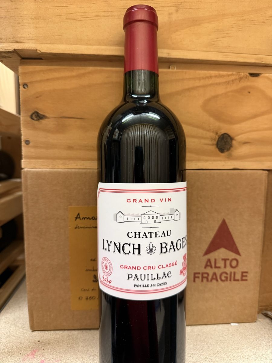Lynch Bages Vino: Chateau Lynch Bages 2020 – Nuovo e nell'imballaggio originale da Troinex venduto da Airain