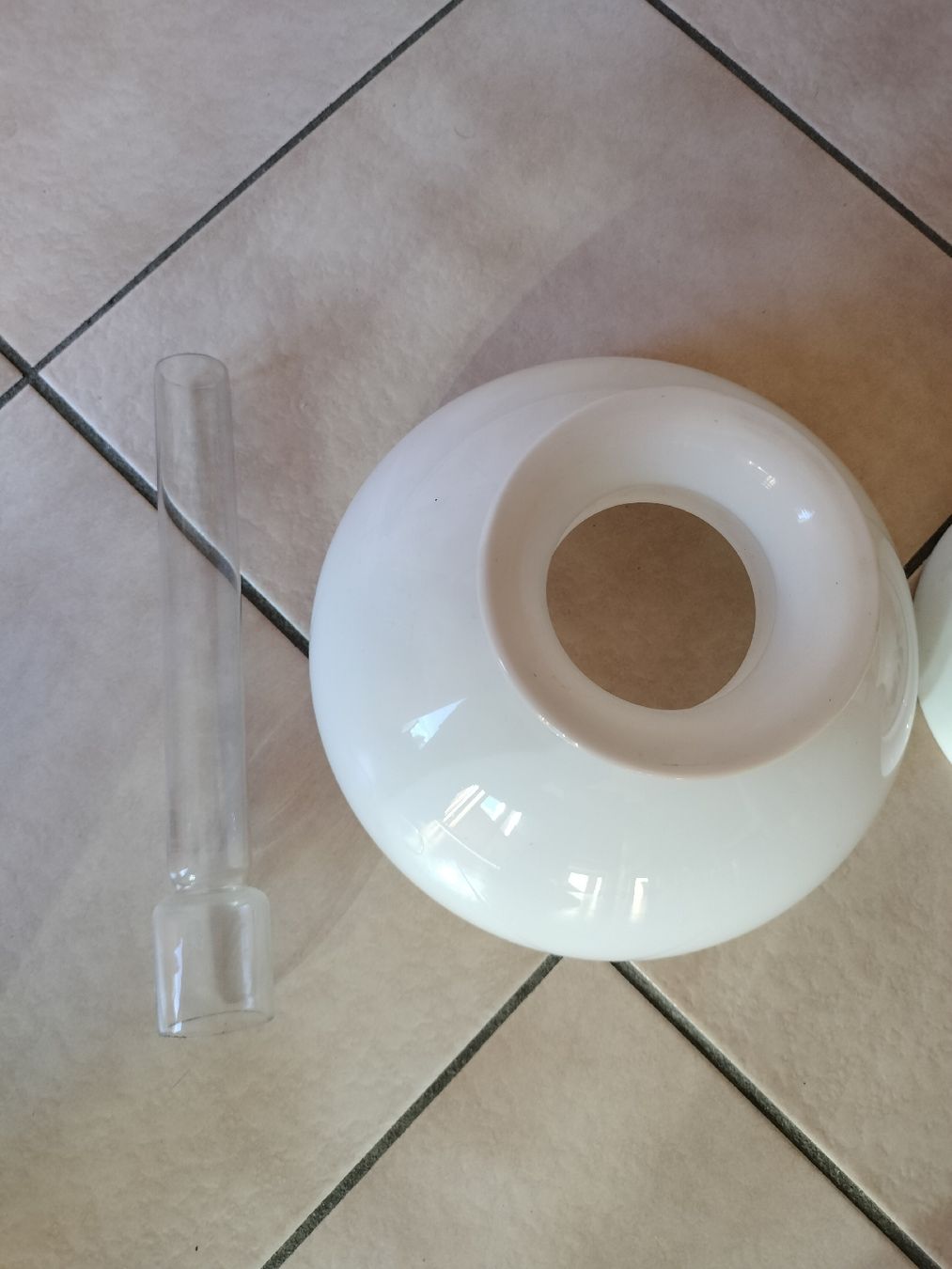 Lampade: Schöne Antike Petrollampe – Usato da Schwanden Sigrisw venduto da cadieux71 2