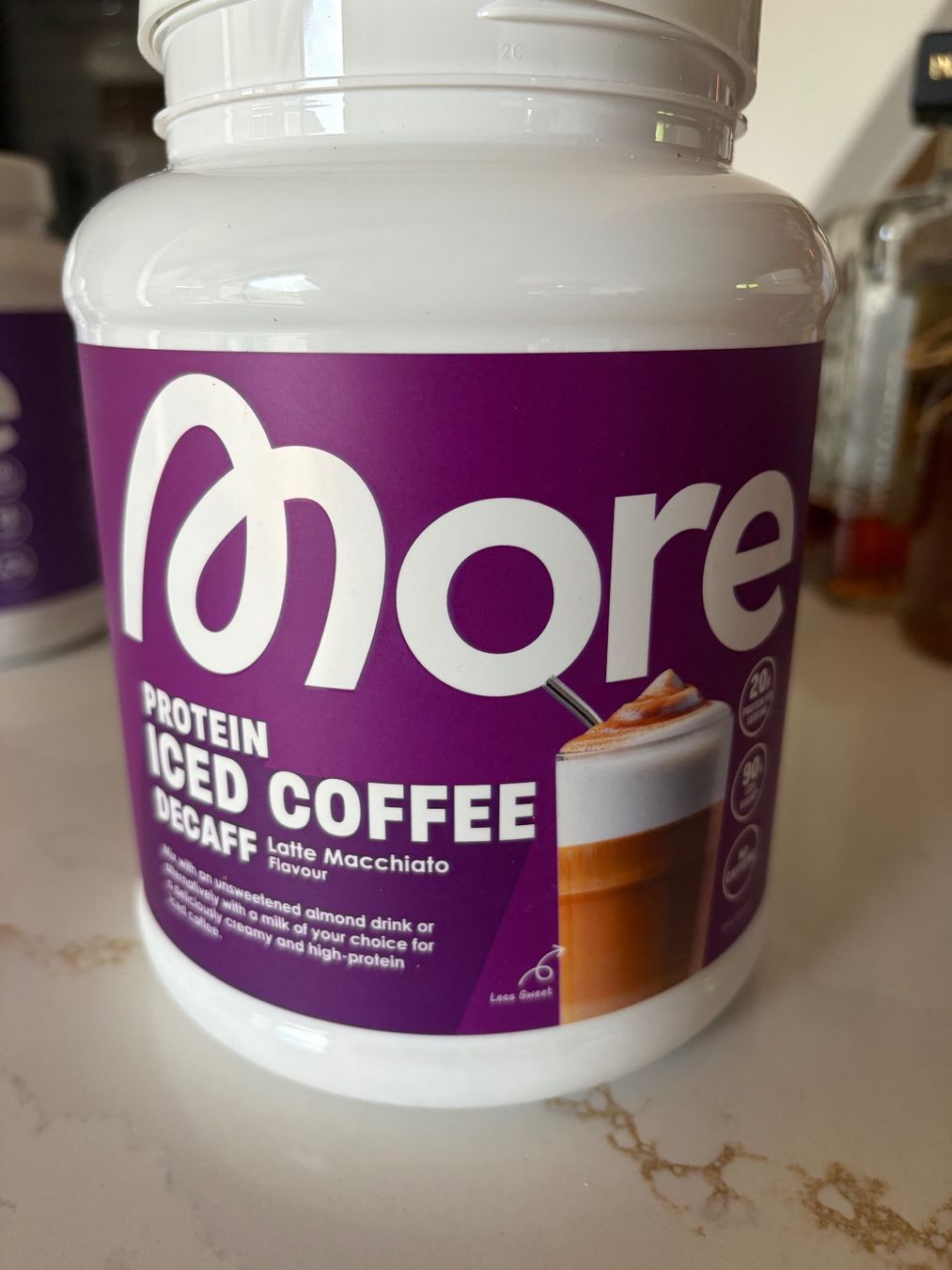 More Nutrition Cibi & Specialità: Latte macchiato decaff – Usato da Zürich venduto da lar_cn2l