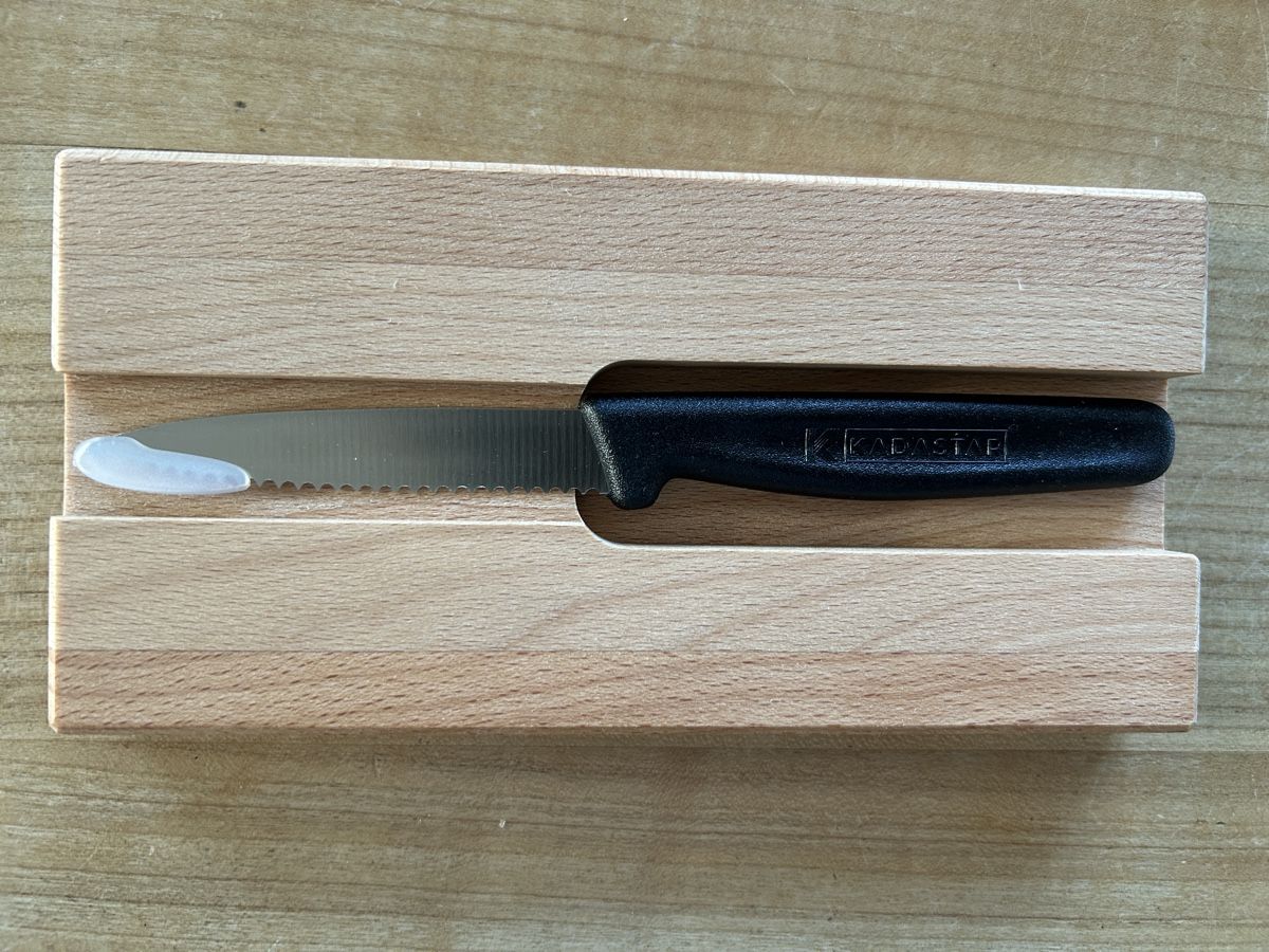 Coltelli da cucina: Käsemesserli mit Holzbrett - Neu – Nuovo e nell'imballaggio originale da Gais venduto da milou091 1