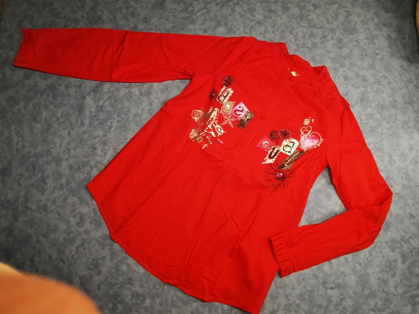 Desigual Camicette, T-shirt & Top: Bluse, Grösse 134 – Usato da Grünenmatt venduto da ras_7ksp