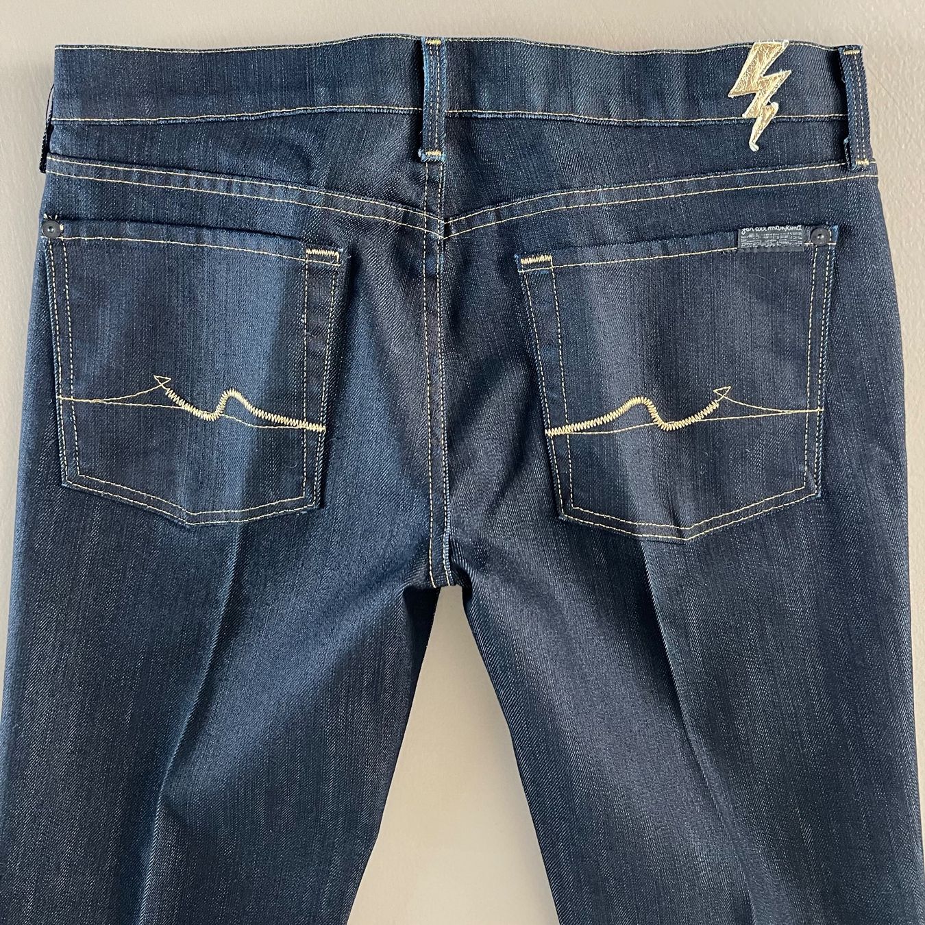 Mankind Jeans: 7 FOR ALL MANKIND Jeans 👖 – Usato da Zürich venduto da ClosetQueen 3