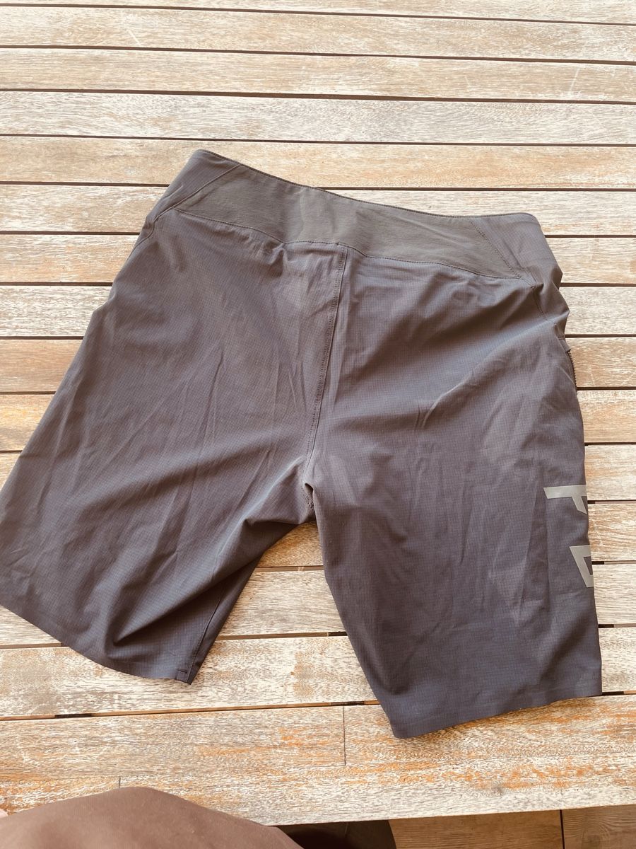 Fox Hosen: Bikehose Fox Flexair 32 – Neu (gemäss Beschreibung) aus Mühleberg von greda73 1