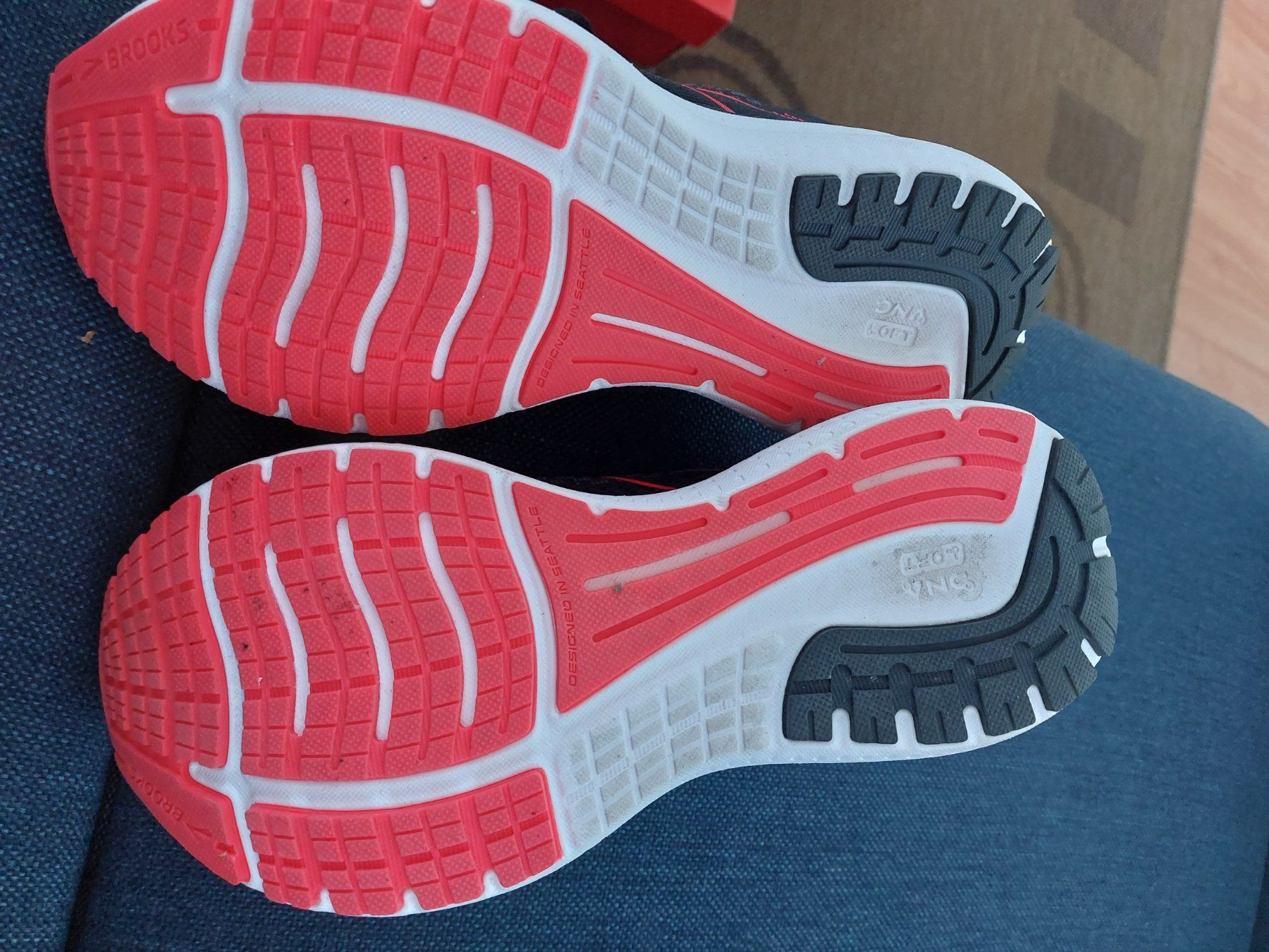 Brooks Scarpe da donna: BROOKES Laufschuh EUR 40,5 – Usato da Schötz venduto da Alesig71 2