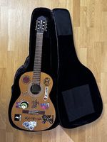 Akustische Gitarre inkl. Tasche