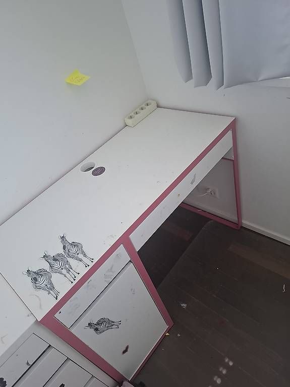 Schreibtische: IKEA MICKE Kinderschreibtisch – Gebraucht aus Schwerzenbach von rap_cqs2