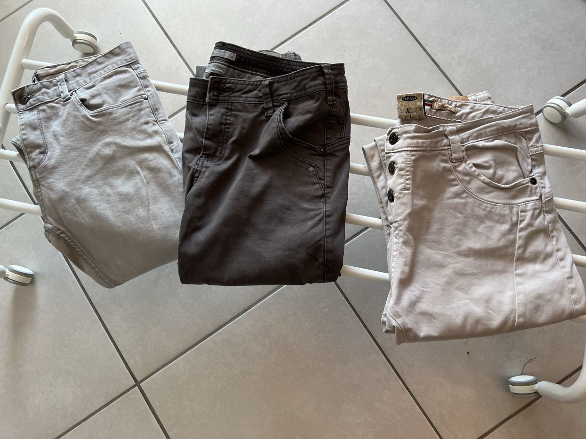 Lotti di vestiti: Sommerliche Kleider: Hosen, Pullover & Tops - Grösse M/38 - – Usato da Kappelen venduto da Chanel1991 1