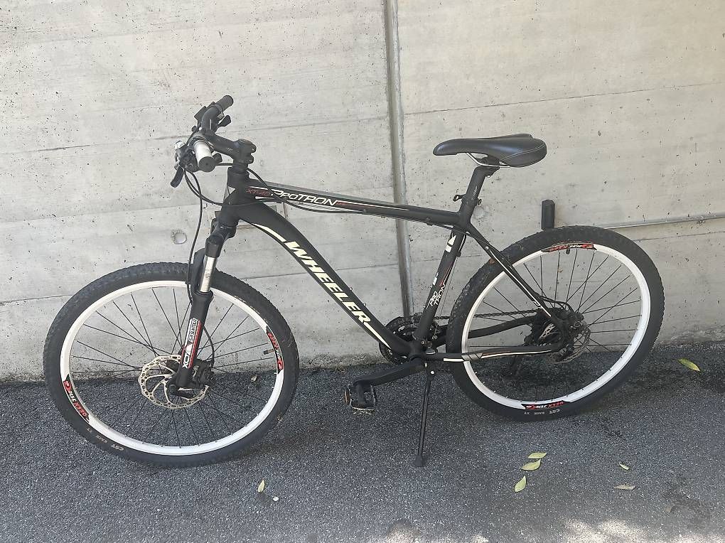 Velos: Vélo  – Gebraucht aus La Tour-de-Peilz von Lucky93 1