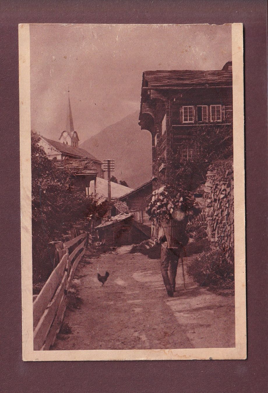 Ansichtskarten: FIESCH - Dorfstrasse – Gebraucht aus Pully von nicecards