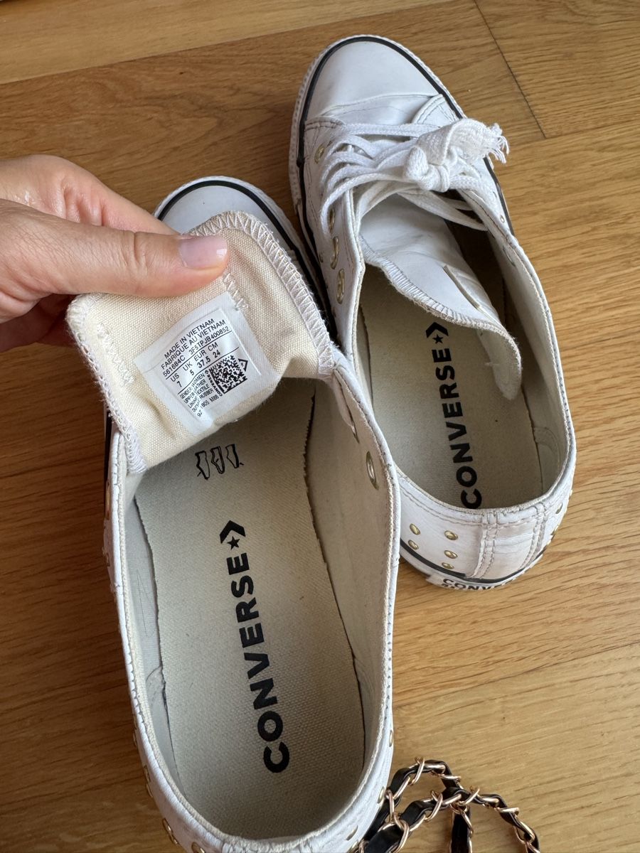 Converse Scarpe da donna: Converse All Star weisses Leder  37.5 – Usato da Zürich venduto da LuxuryJewellery 1