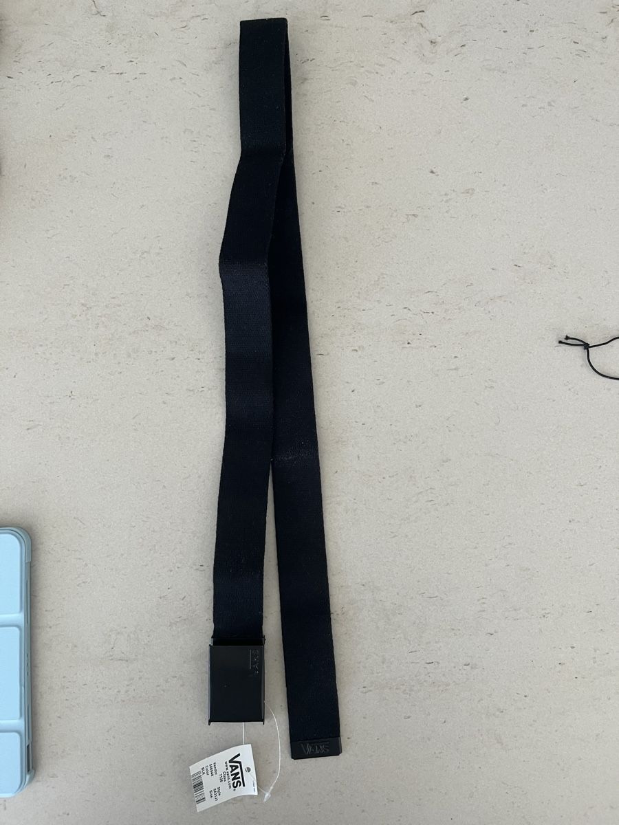 Cinture: Gürtel NEU Vans schwarz - 115 cm – Nuovo e nell'imballaggio originale da Tenero venduto da debsag 1