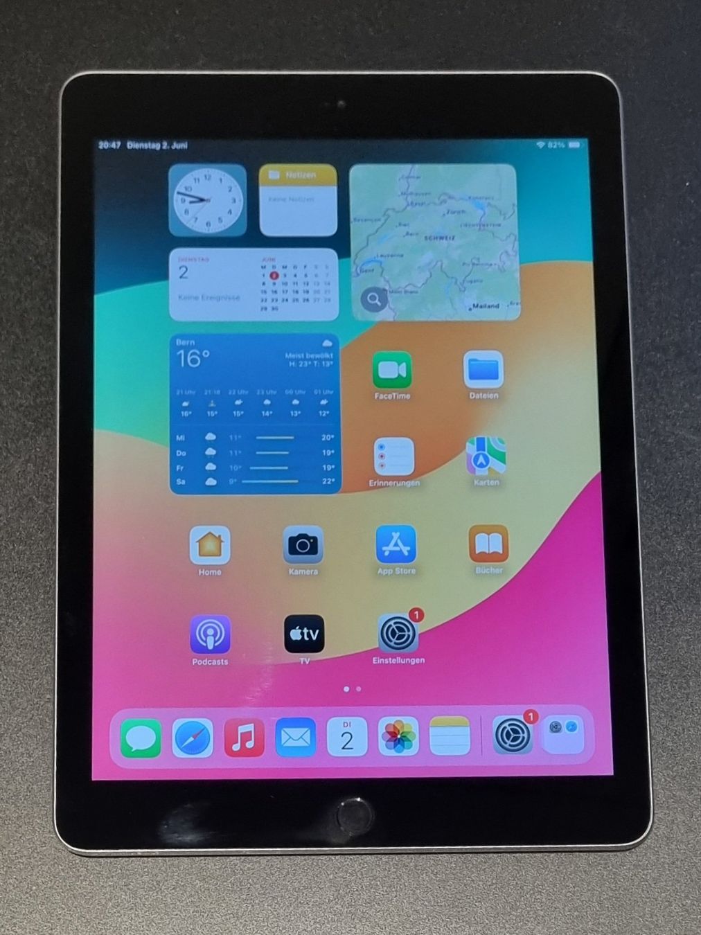 Apple Tablettes PC: Ipad 32GB - 6. Generation – D'occasion à Balgach par Camillo83 1