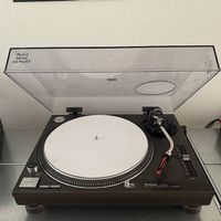 Technics SL-1210 MK2 mit Tonabnehmer