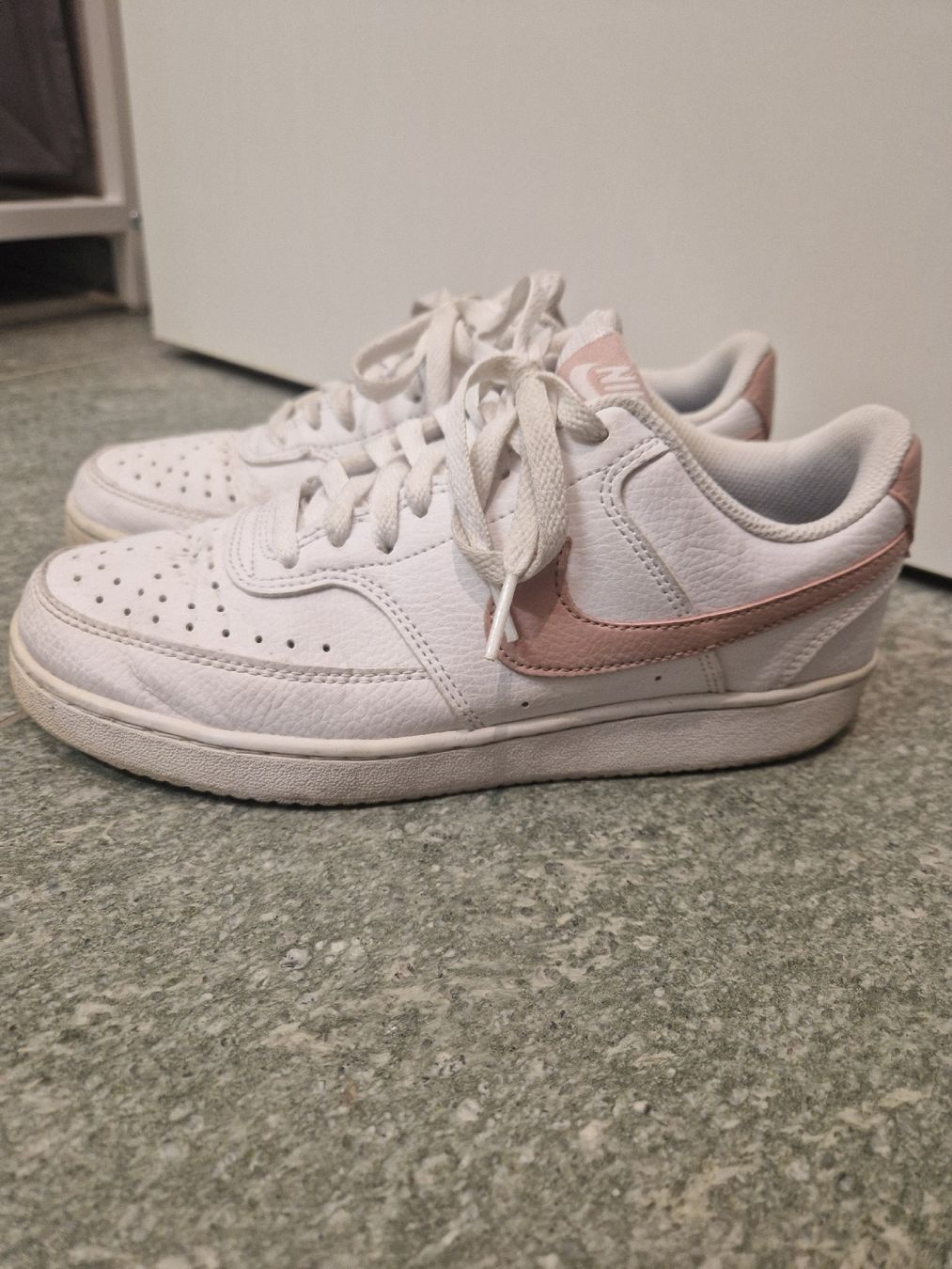 Nike Scarpe da donna: Nike Turnschuhe – Usato da Glattfelden venduto da Ivana5288 2