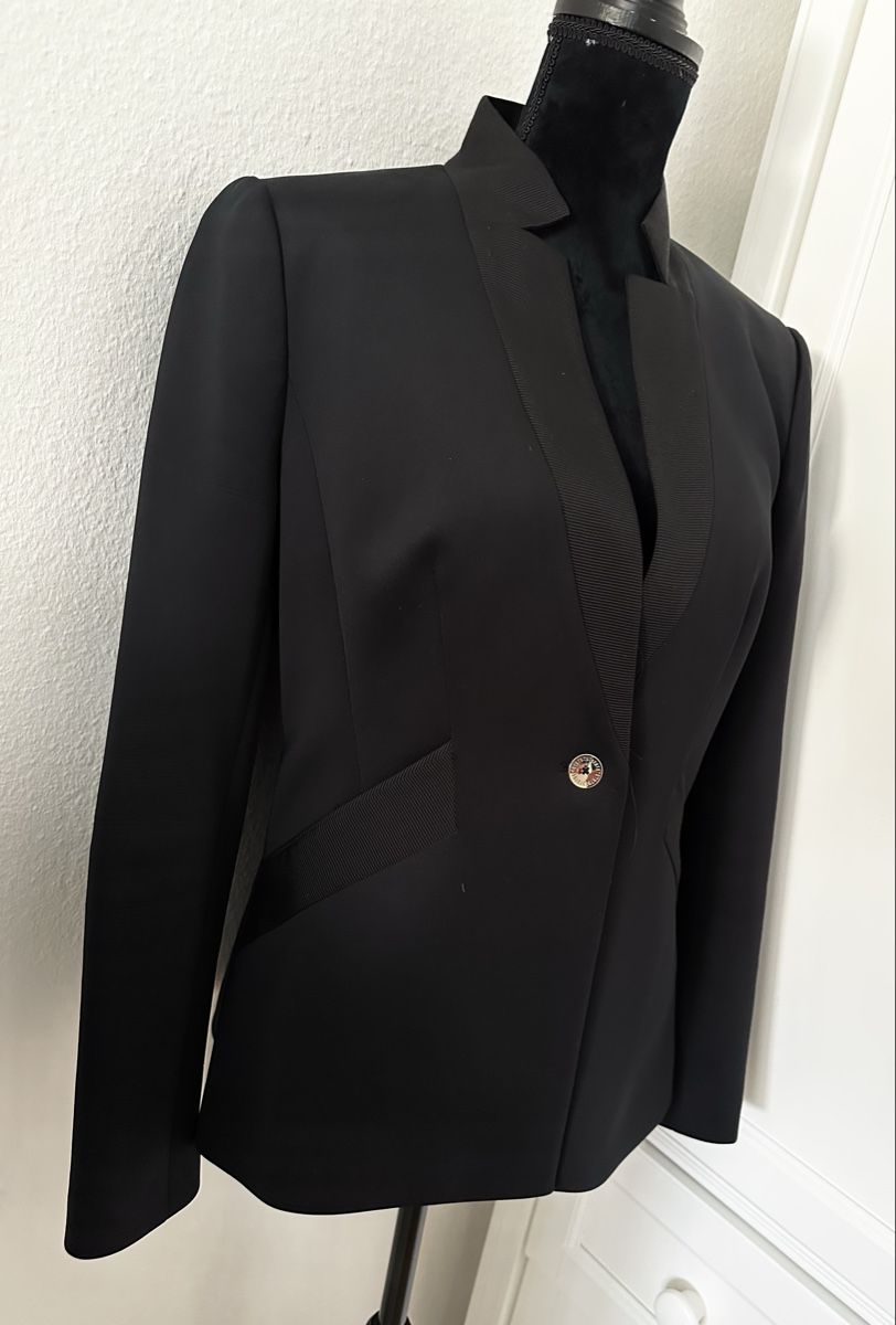 Ted Baker Giacche: TED BAKER Blazer TB4 NP 499 – Usato da Richterswil venduto da chikolina01 1