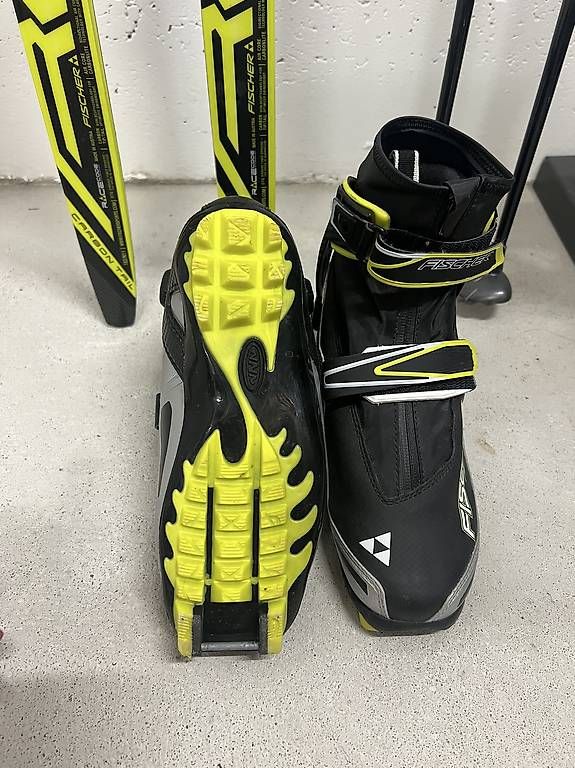 Fischer Sci: Fischer Langlaufset Skating – Usato da Dübendorf venduto da fadrinli 1