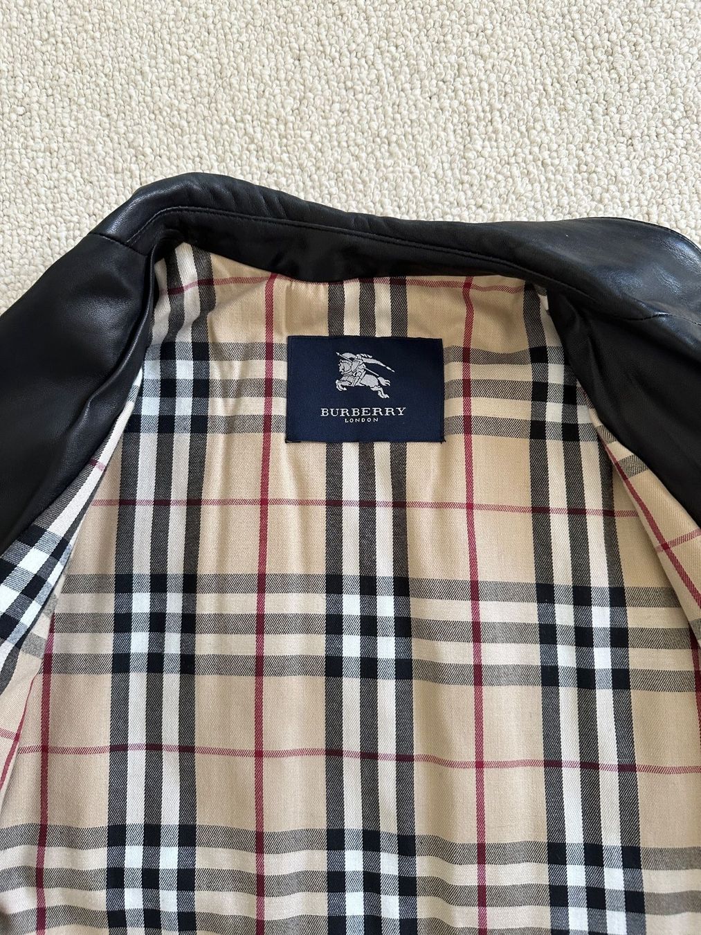 Burberry Mäntel: Burberry Ledermantel – Gebraucht aus Zürich von Koska 3
