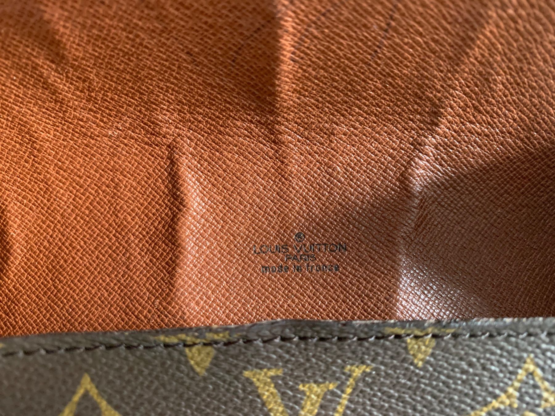 Louis Vuitton Borse da donna: Louis Vuitton Umhängetasche Vintage – Usato da Starrkirch-Wil venduto da charlywatson 3