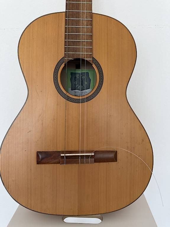 Strumenti musicali: Antonio Sanchez Gitarre – Usato da Jona venduto da Selin84 1