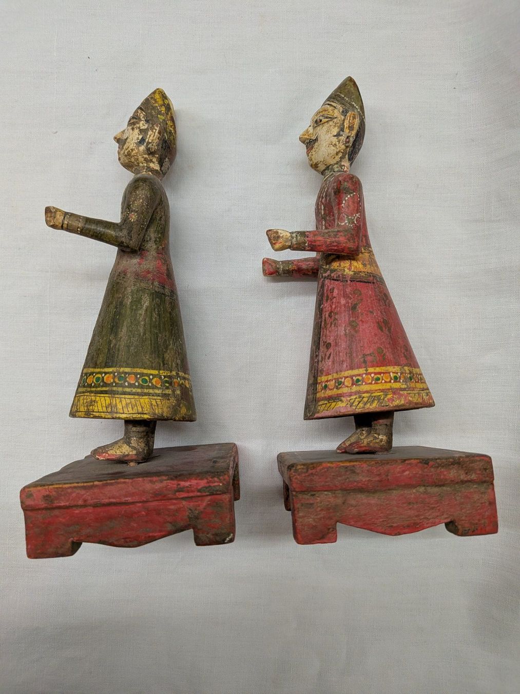 Sculture & Statue: 2 indische Holzfiguren – Usato da Emmen venduto da Brockofsky 4