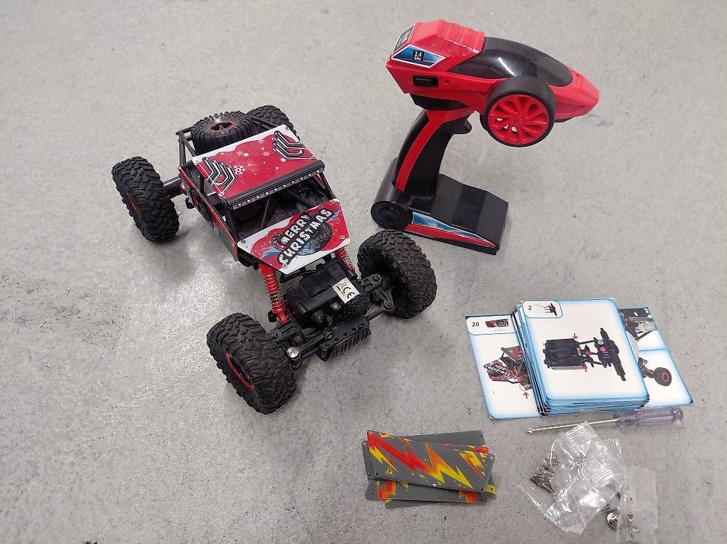 Spielzeuge: Ferngesteuertes Auto  – Gebraucht aus Wolfhausen von Cospi 1