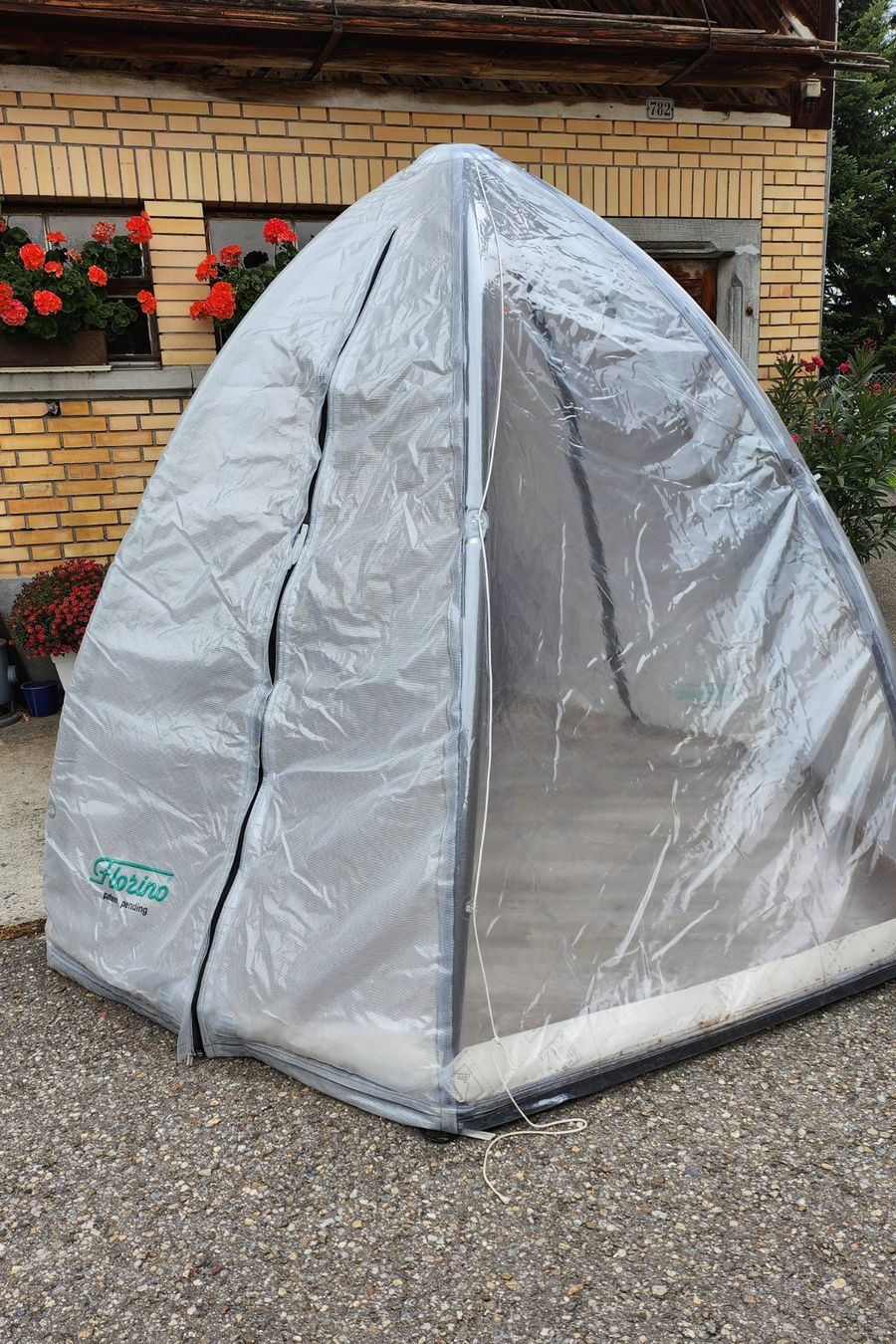 Tentes & Pavillons: Winterzelt - Florino – D'occasion à Oetwil am See par Baitas