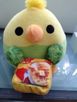 ZURU Snackles Papagei mit Waffeln 20 cm