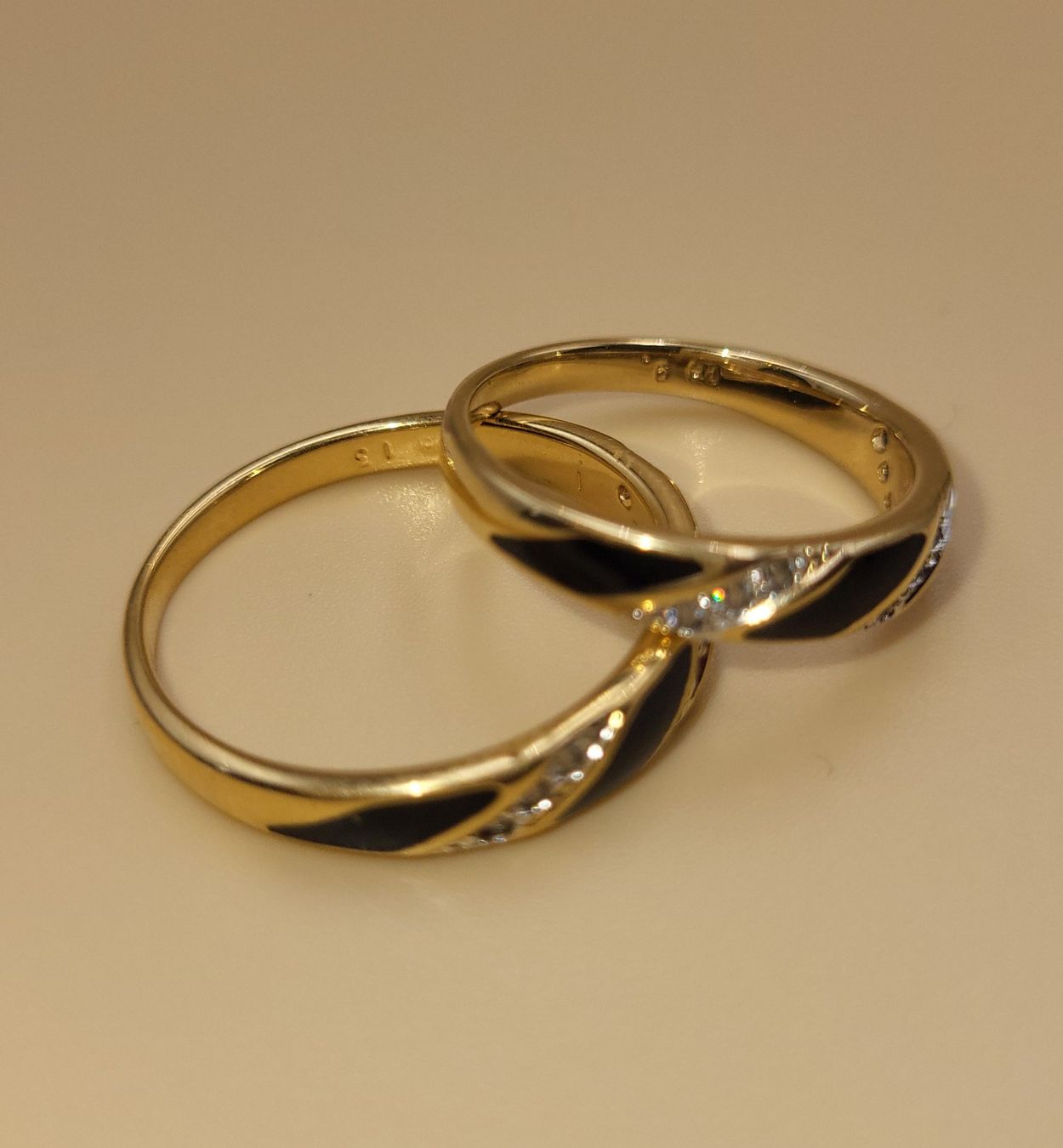 Bagues: 2 Goldene Ringe – D'occasion à Wald ZH par SwissPawnshop 8
