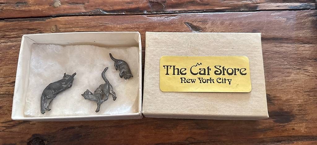 Statuette: The cat store New York  Katze Metall – Usato da Basel venduto da Joshy03