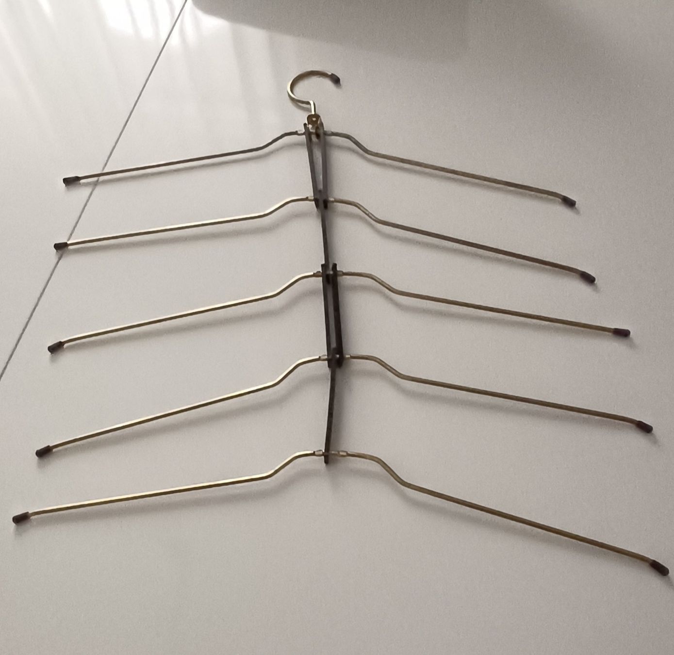 Kleiderbügel: CINTRES MULTIPORTS ( 4 PIECES) – Neu (gemäss Beschreibung) aus Sion von andreina52 2