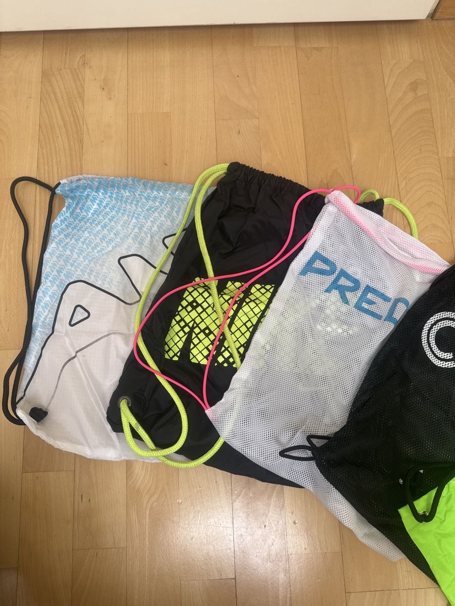 Nike Taschen: 5 Fussball-/ Turn-Beutel, Schuhebeutel – Gebraucht aus Abtwil SG von ale2002 1
