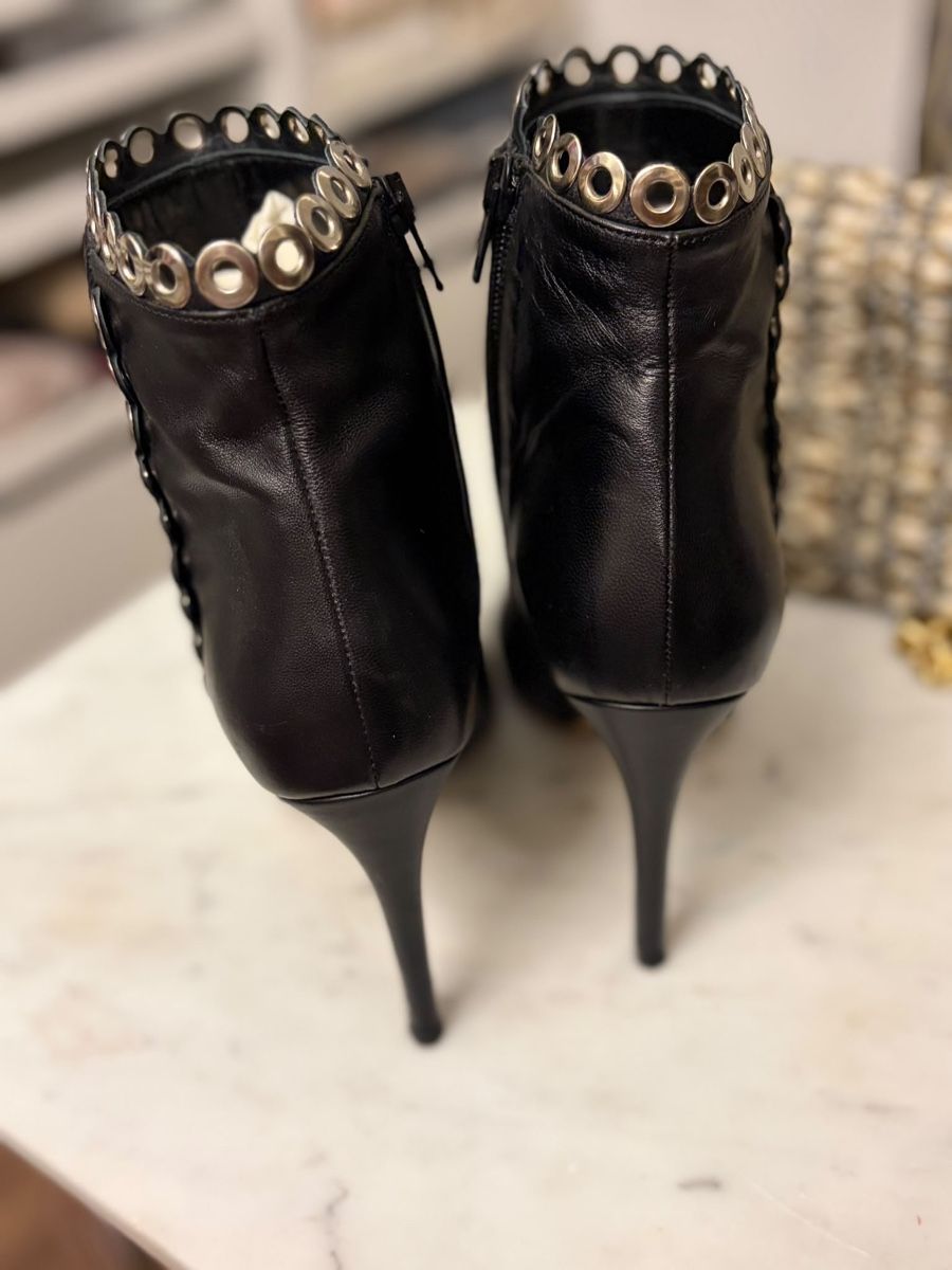 Scarpe da donna: Stiefeletten Schwarz Leder Grösse 37 – Usato da Embrach venduto da lady_t_ 2