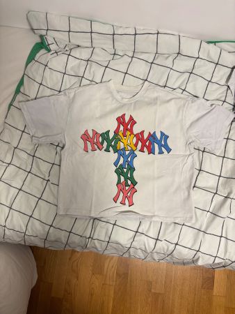 T shirt "arnuki "