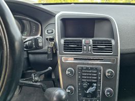 Volvo XC60 D5 AWD Break noir m état 2014