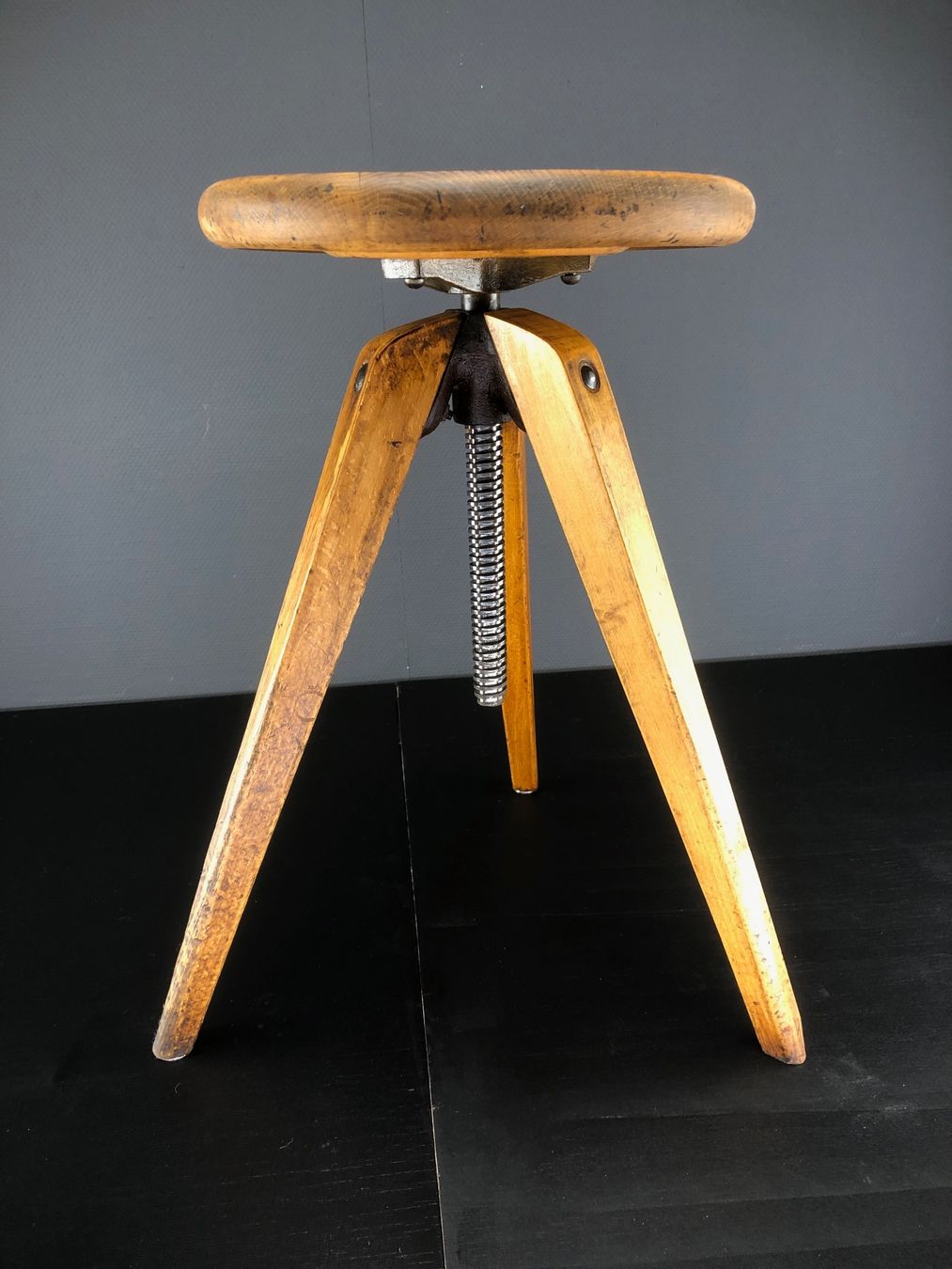 Sgabelli: Toller, Vintage Werkstatthocker, schönes Design – Usato da Laufenburg venduto da industrial-silence 1