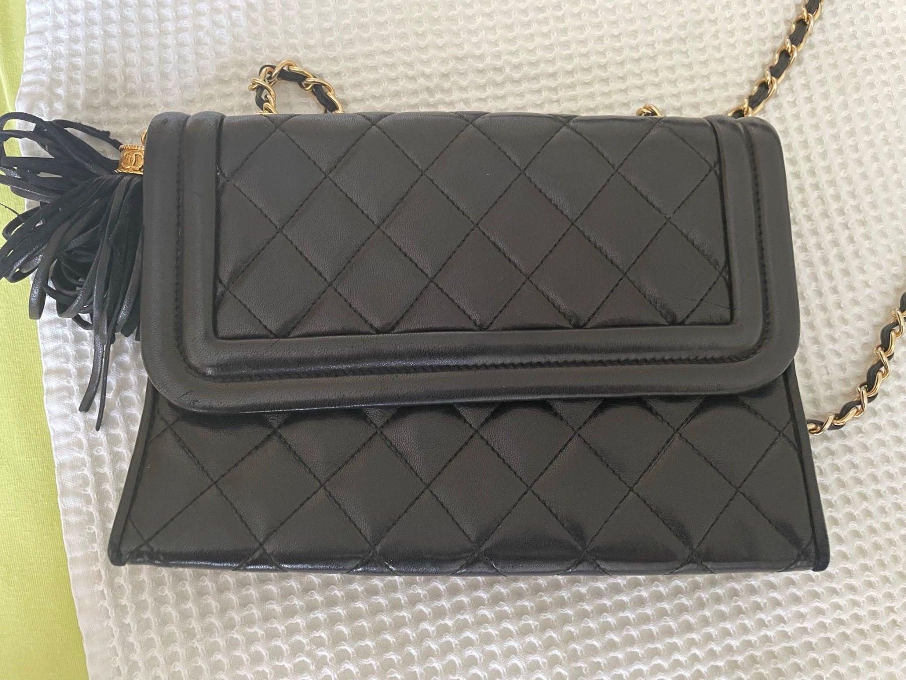 Chanel Borse da donna: Sac Chanel – Usato da Buttes venduto da ButtA15 7