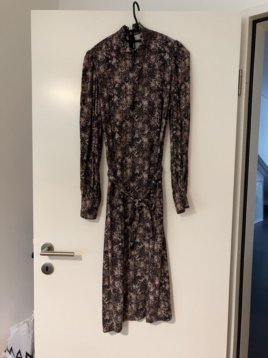 Vestiti: Tolles Designerkleid – Usato da Baden venduto da sylivianne