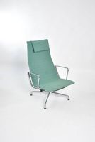 Charles & Ray Eames Lounge Chair EA124
